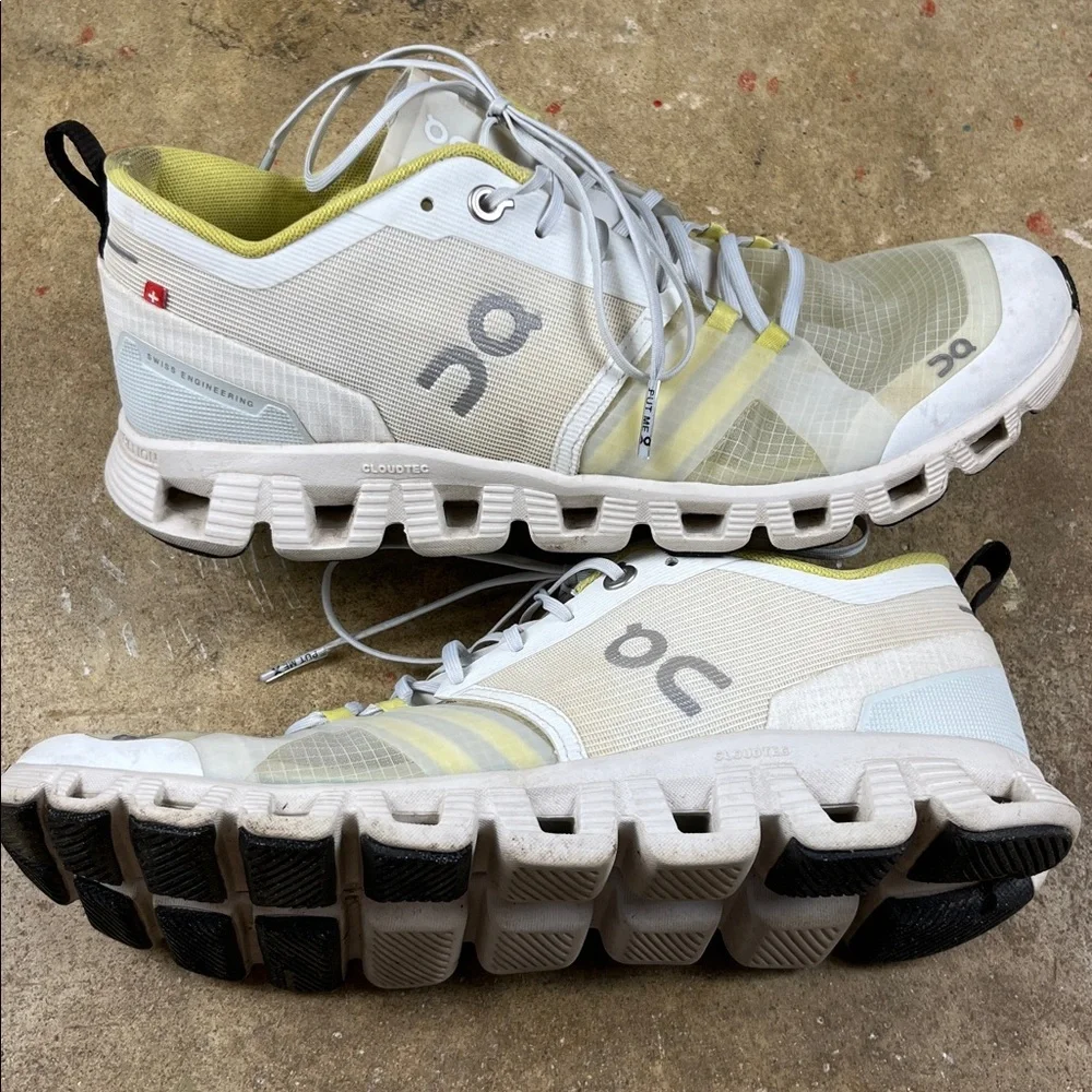 On Running Oncloud X Shift in Vapor Acacia 
Size: 8 - Picture 5 of 14